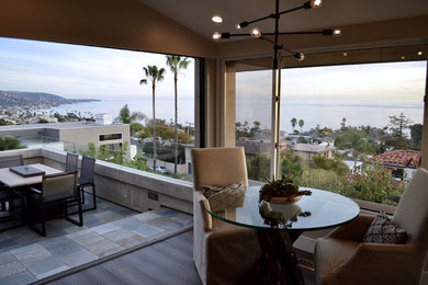 Dining room - contemporary dining room idea in Orange County