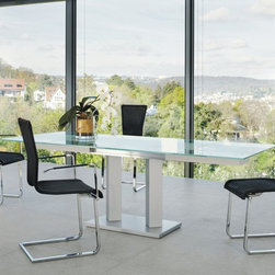 King II Bacher - Dining Tables