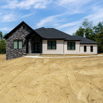 Amazing 2900+ sqft home in Franklin Ohio
