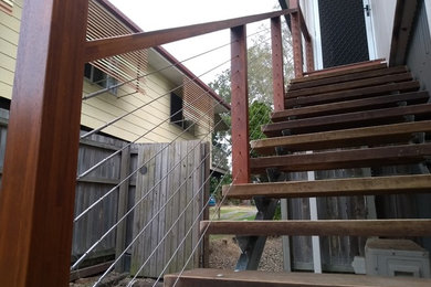 Stainless Steel Wire Balustrade and Steel Staircase