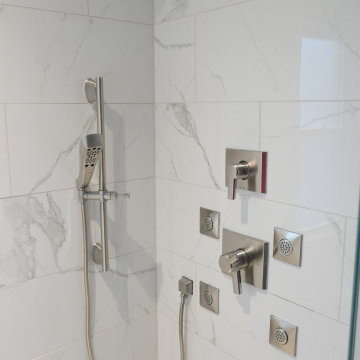 Windover Grove Master Bathroom