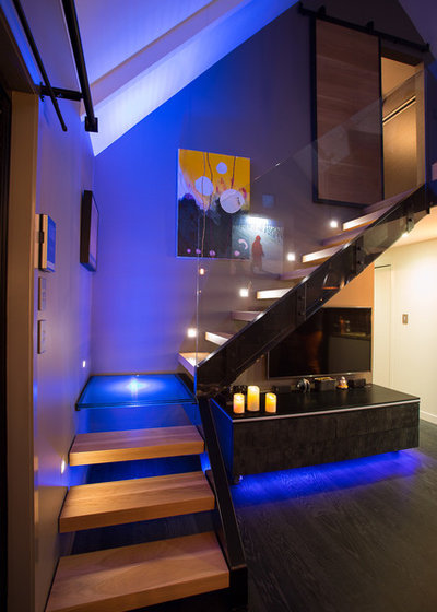 Industrial Staircase by Broswick Builders Ltd