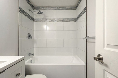 Bathroom - contemporary bathroom idea in Vancouver