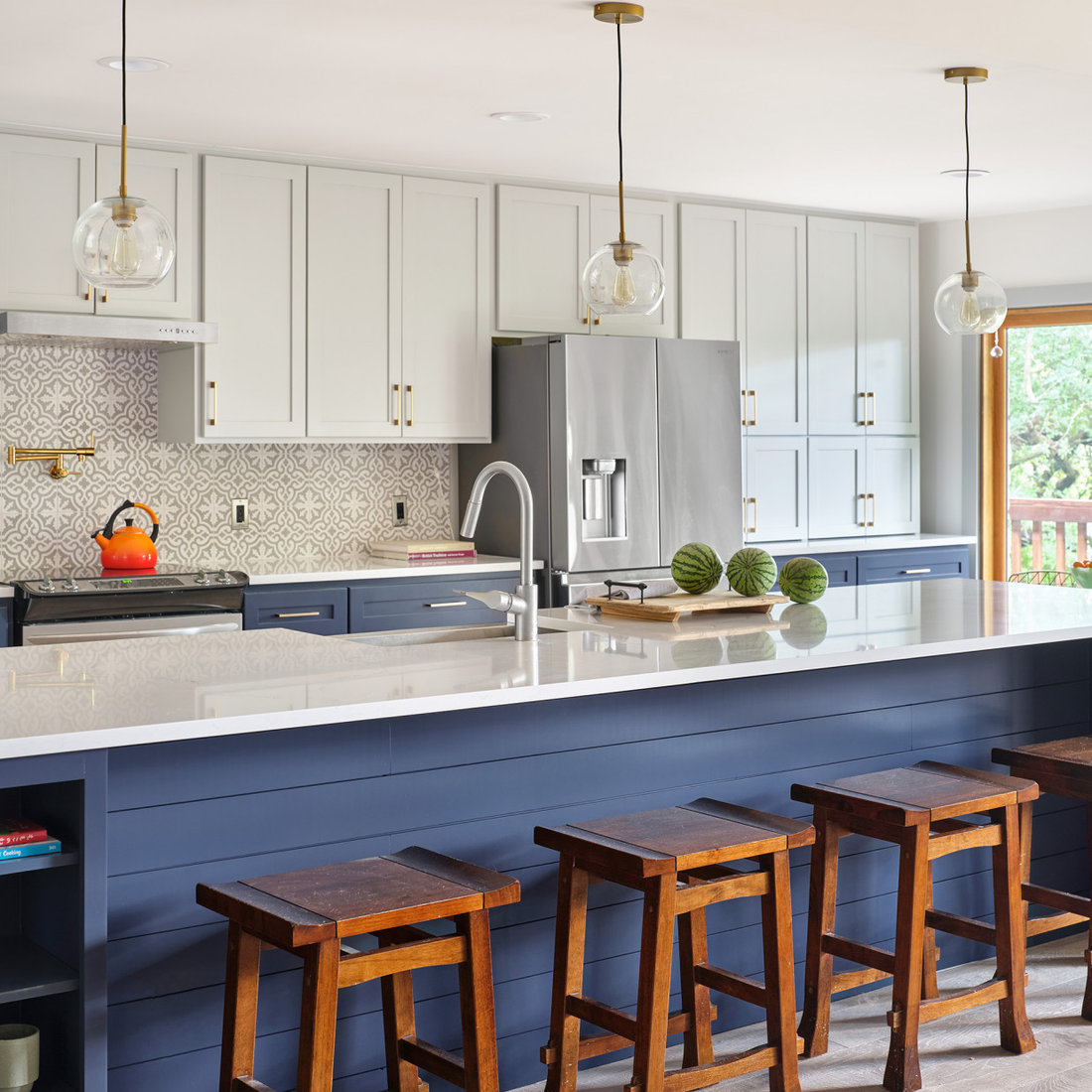 Two-Tone Kitchen in Rollingwood, TX