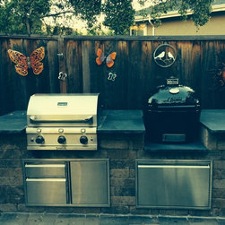 Saber and Primo Grill - Unique Outdoor Living - Outdoor Kitchen Appliances