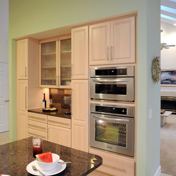 Springboro Light and Airy Kitchen