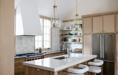 Before and After: 5 Kitchens With Light Neutral Backsplashes