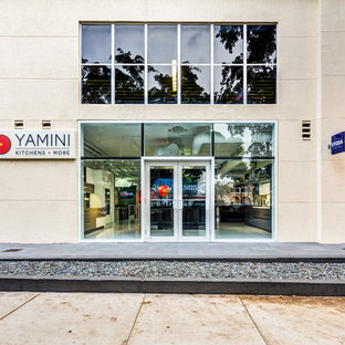 Yamini Kitchens & More Review]