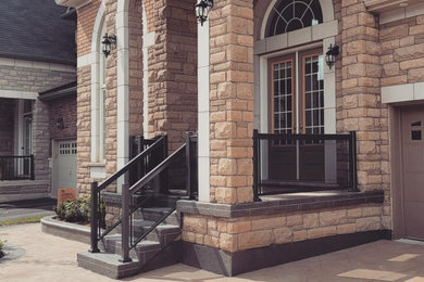 This is an example of a modern porch design in Toronto.