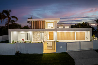 Design ideas for a contemporary exterior in Brisbane.
