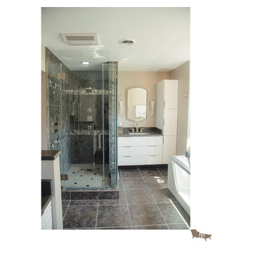 I See You Soaking - Contemporary Primary Bath