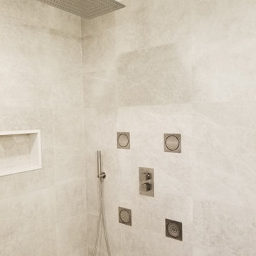Spa shower with 4 body jests
