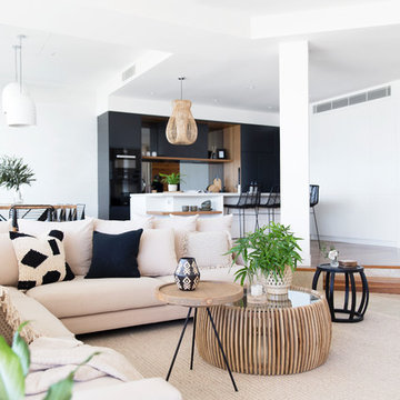 KITCHEN / LIVING / DINING