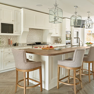 Wimbledon New England Style Kitchen