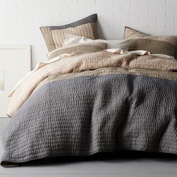 Cortlan Quilt - Neutral - Products