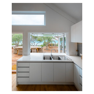 Port Fairy - Beach Style - Kitchen - Geelong - by Keystone Construction ...