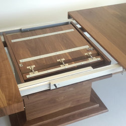 Middle extension style - Dining Tables