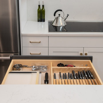 In-Drawer Knife Block