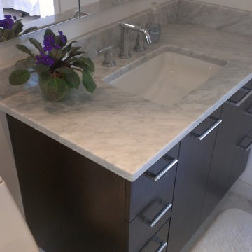 Berry Bathroom
