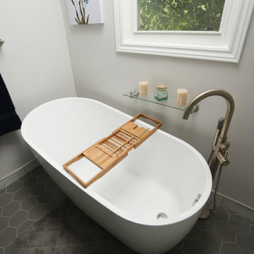 Gorgeous 4 Piece Bathroom