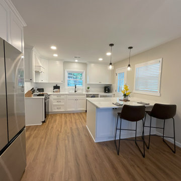 Showplace EVO Sterling Kitchen in Extra White