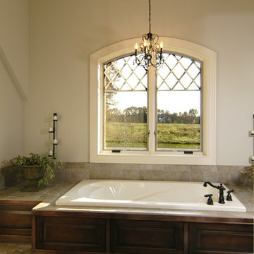 Alcott - English Farmhouse