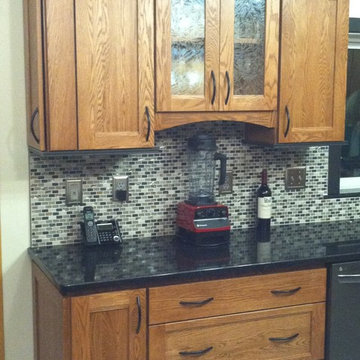 Contemporary Kitchen Gets A Pop Of Red Color