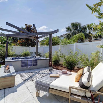 Jacksonville Beach Contemporary Backyard