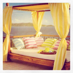 Outdoor king size bed - Gazebos