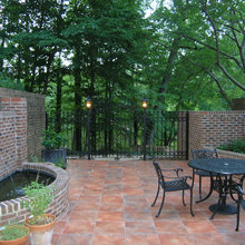 NOLA STYLE COURTYARD