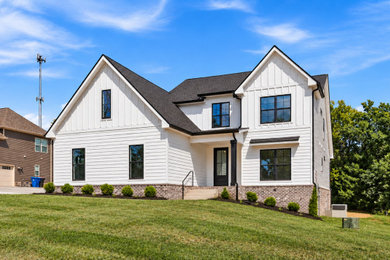 Exterior home idea in Nashville