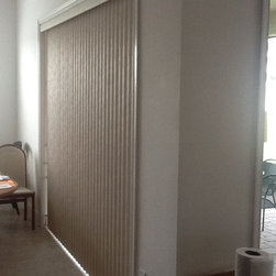 King S-shaped PVC verticals - Products