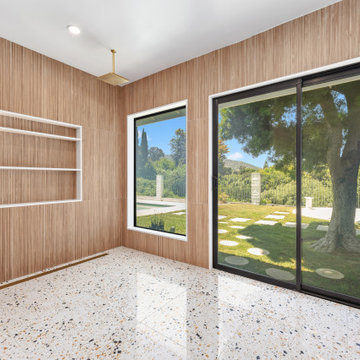 Mid-Century Modern Luxury: Bathroom Remodels in Encino Hills