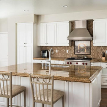 Modified white shaker/ Irvine