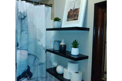 Bathroom - transitional bathroom idea