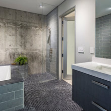 1470 Ravean Bathroom