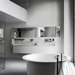 In-Out Tub - Products