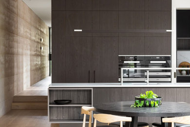 Inspiration for a modern kitchen in Melbourne.