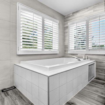 Master Ensuite Bathroom Renovation.  Aurora, Ontario.
