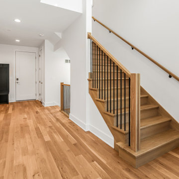 End Unit - Transitional Modern Luxury Rowhome Heritage Place Naperville, IL