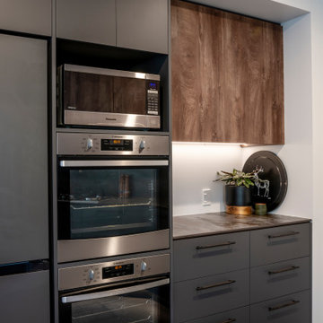Cognac Comfort - Industrial Kitchen