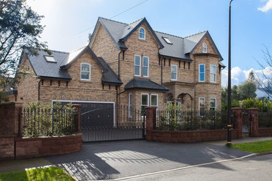 NEW BUILD VICTORIAN STYLE PROPERTY