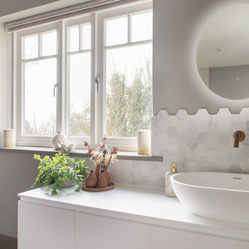 Country Master Ensuite