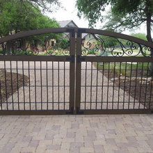 DRIVEWAY GATES