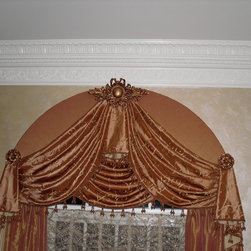 Layers Make the Dining Room - Window Treatments