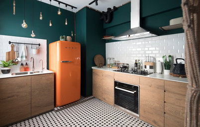 Best of the Week: 35 Cheerfully Colour-Blocked Kitchens