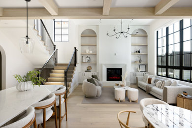 Living room photo in Vancouver
