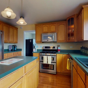 Live in Riverside Hollow: 2000 Kennedy Dr, McHenry IL 60050