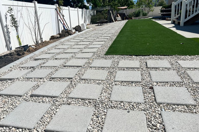 Inspiration for a transitional landscaping in Salt Lake City.