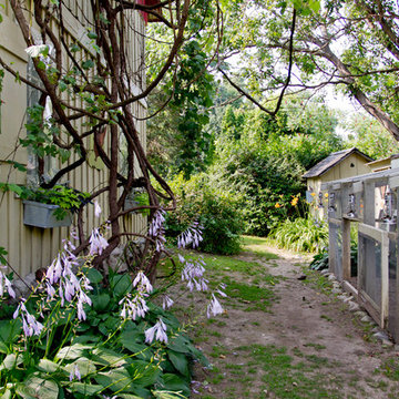 My Houzz: Layers of Patina and an Artist’s Touch in a New York Colonial